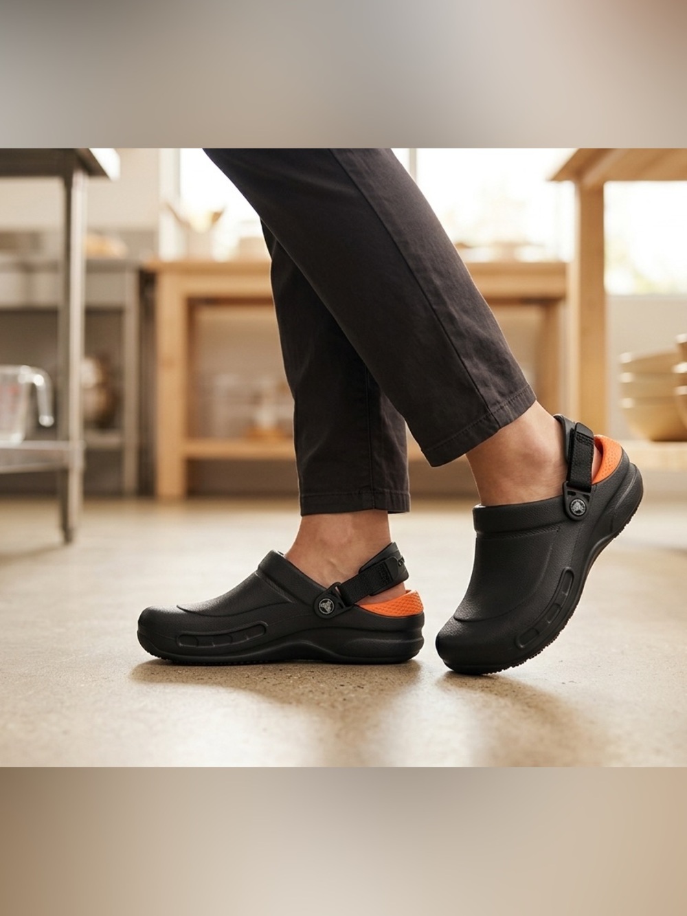 Crocs Bistro Pro LiteRide Slip-Resistant Work Clogs Black -
Women's 6 / Men's 4